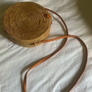 Circle Shaped Straw Wicker Purse